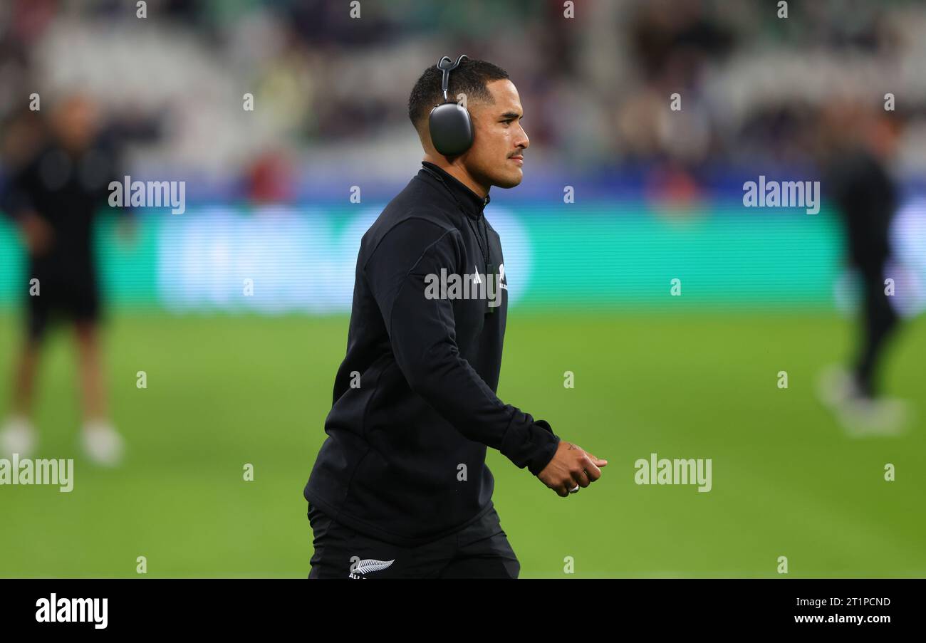 Aaron smith rugby hi-res stock photography and images - Alamy