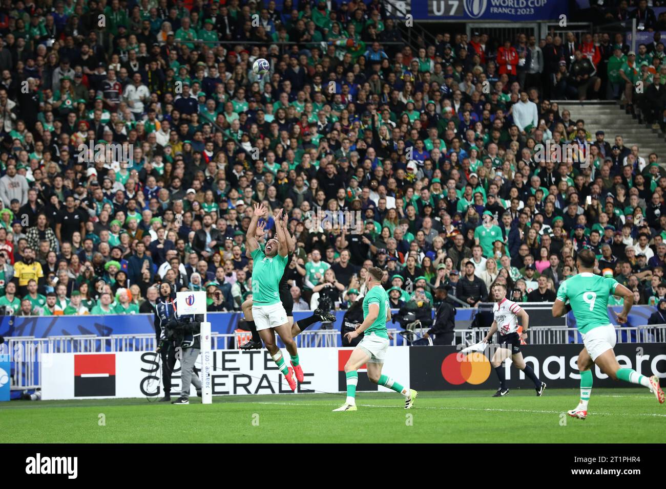 Paris, France. 15th Oct, 2023. Quarterfinal between Ireland and New Zealand of the Rugby World Cup 2023 in France ( Credit: Mickael Chavet/Alamy Live News Stock Photo