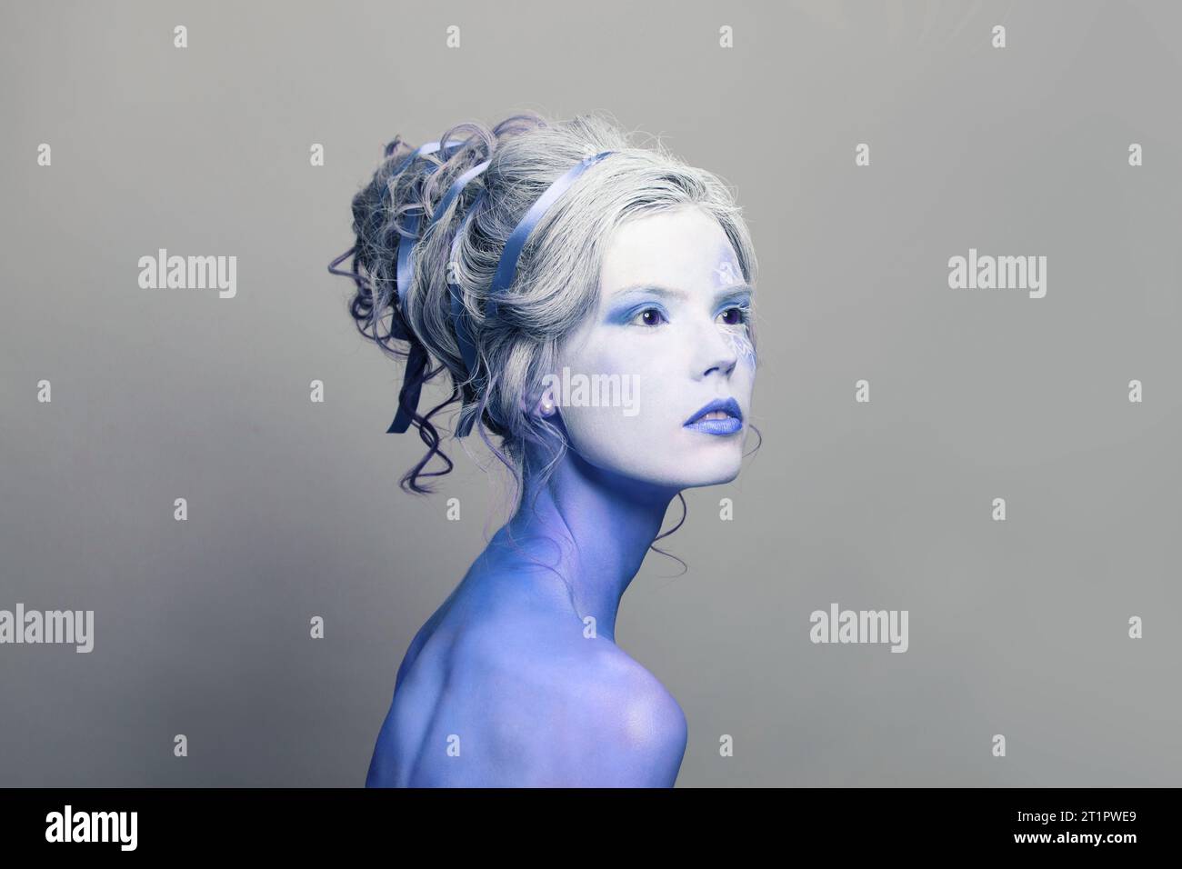 Creative body art hi-res stock photography and images - Alamy