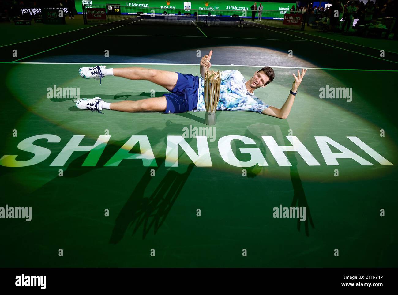Chinese Wildcard Yi Zhou Stuns Musetti at Shanghai Masters