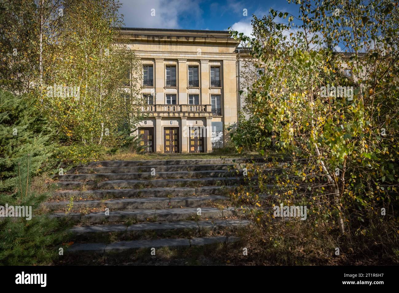 Wandlitz OT Lanke im Bundesland Brandenburg Gebäudekomplex am Bogensee im Barnim ehemalige NS-Reichspropagandaschule, zu DDR Zeiten FDJ-Hochschule Wilhelm Pieck. - 15.10.2023 Brandenburg *** Wandlitz OT Lanke in the state of Brandenburg building complex at Bogensee in the Barnim former NS Reich propaganda school, in GDR times FDJ Hochschule Wilhelm Pieck 15 10 2023 Brandenburg Credit: Imago/Alamy Live News Stock Photo