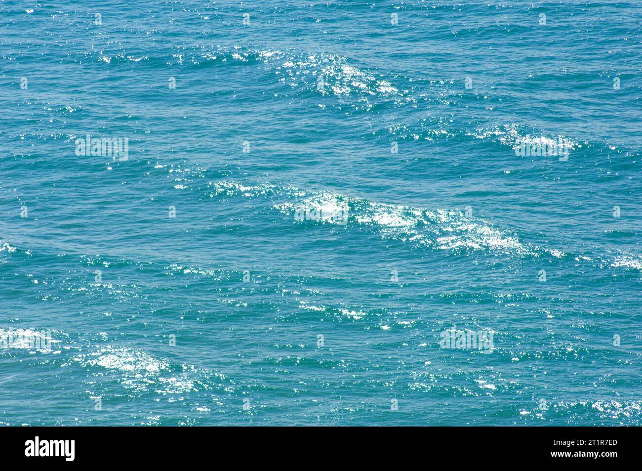 Full frame image of the Atlantic Ocean off the Cornish coast - John Gollop Stock Photo