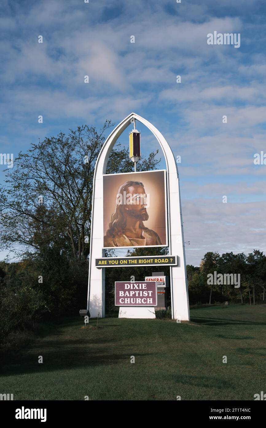 Church sign depicting Jesus and reading Are You On the Right Road