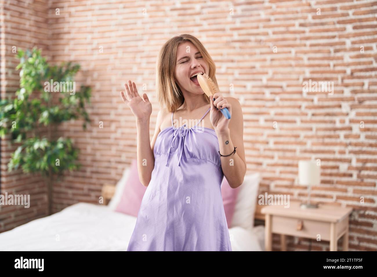Confident female singer using hi-res stock photography and images - Alamy