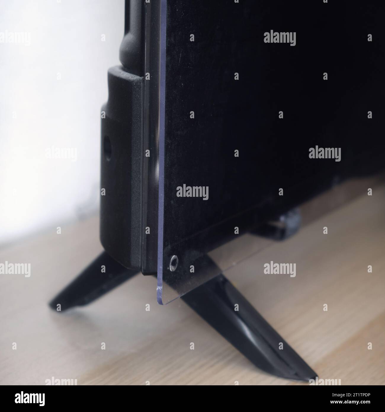 Protective glass for the TV screen. Protection against breaking the