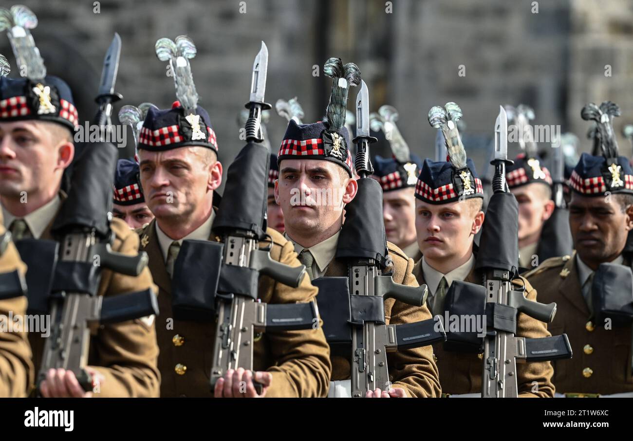 British army barracks parade hi-res stock photography and images - Alamy