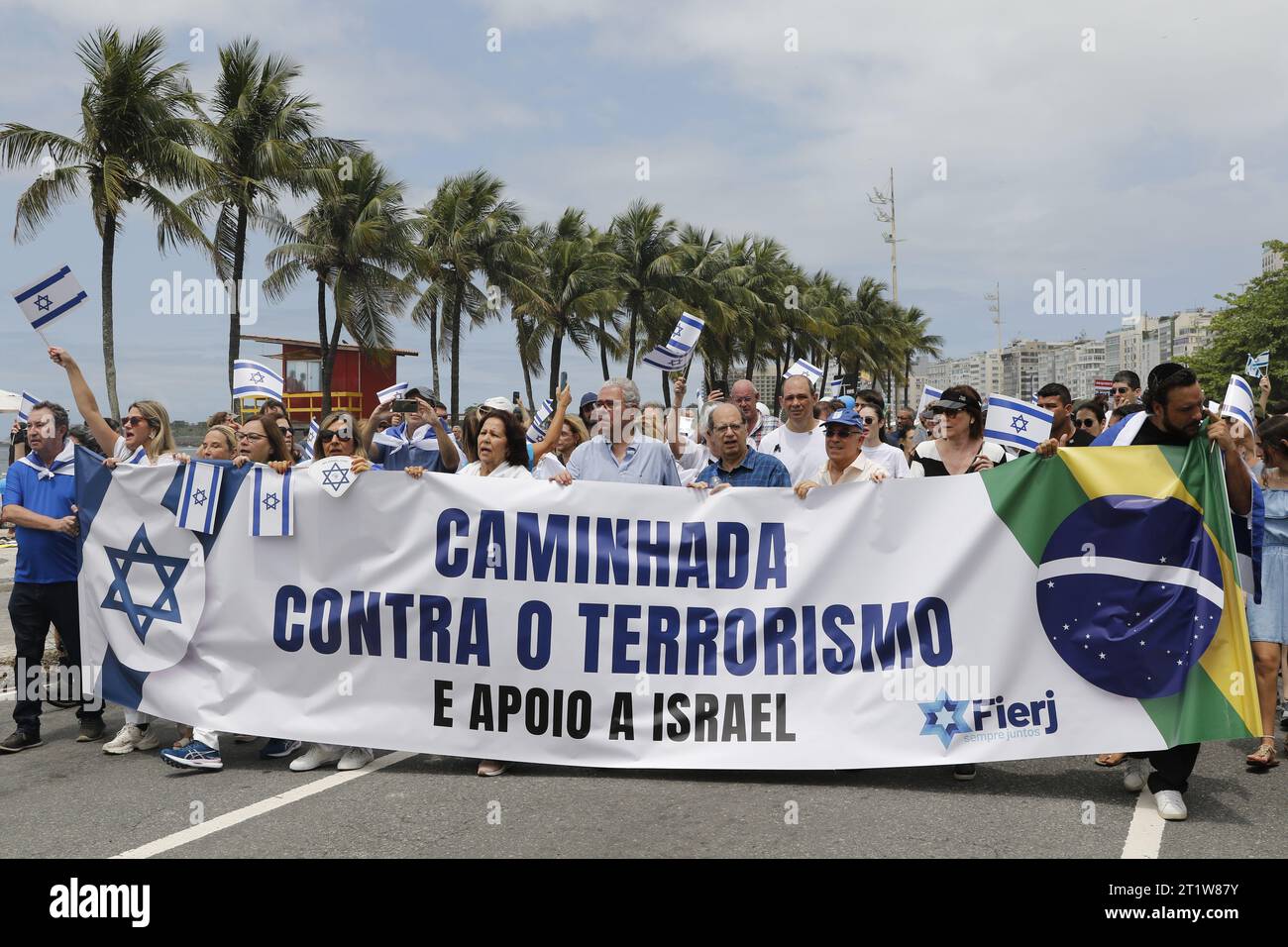 Jews Demonstrating Jewish community marches in support of Israel in the conflict with ...