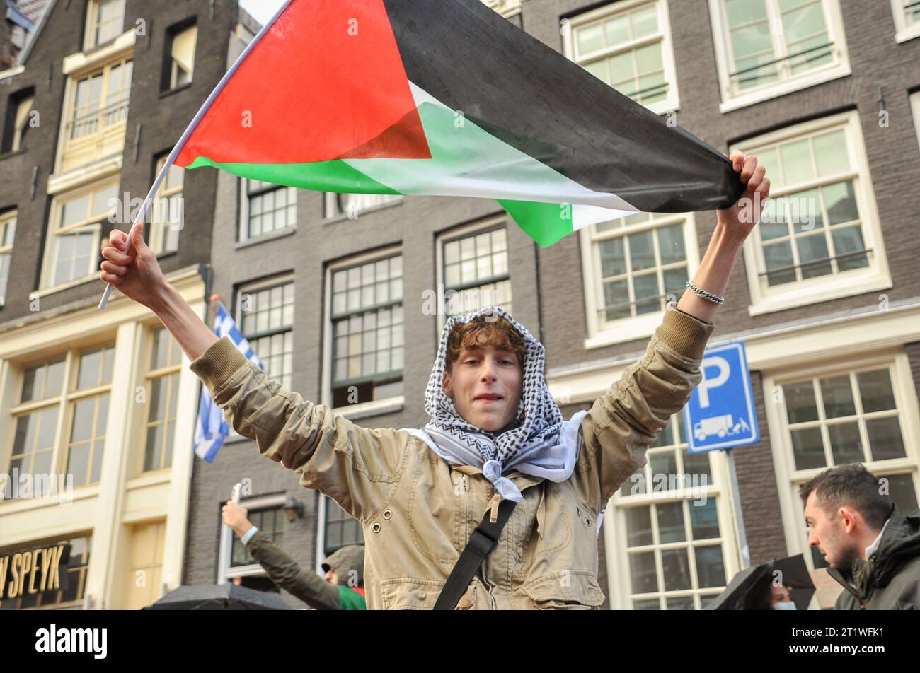 Amsterdam, The Netherlands. 15th October, 2023.10,000 Demonstrate In ...