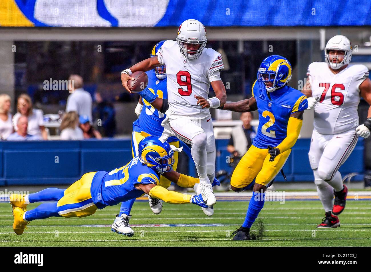 Inglewood, CA. 15th Oct, 2023. Arizona Cardinals quarterback Joshua