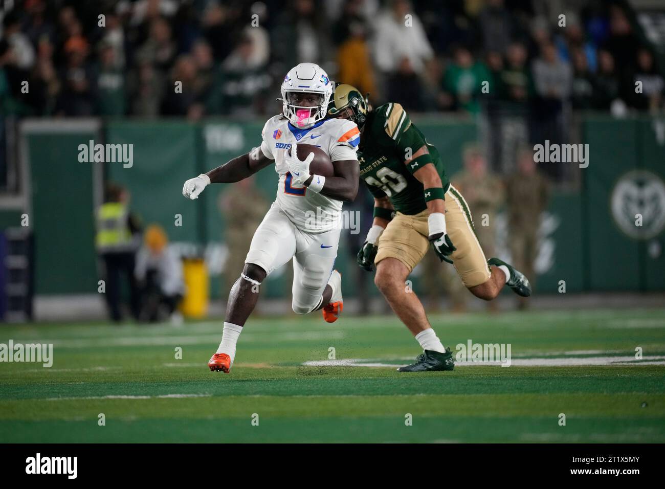 Boise State running back Ashton Jeanty (2) runs in the first half of an