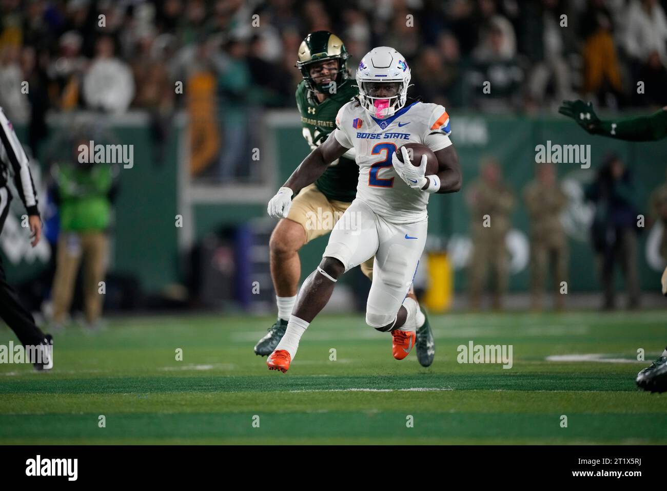 Boise State running back Ashton Jeanty (2) runs past Colorado State