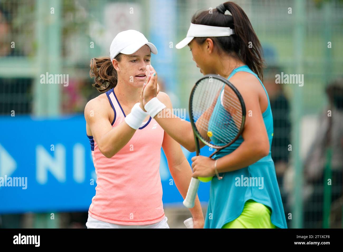 Osaka, Japan. 14th Oct, 2023. (L-R) Kaitlin Quevedo (USA), Mingge Xu (GBR), October 14, 2023 - Tennis : Girls Doubles Final Match at ITC Utsubo Tennis Center during Osaka Mayor's Cup World Super Junior Tennis Championships 2023 in Osaka, Japan. Credit: SportsPressJP/AFLO/Alamy Live News Stock Photo