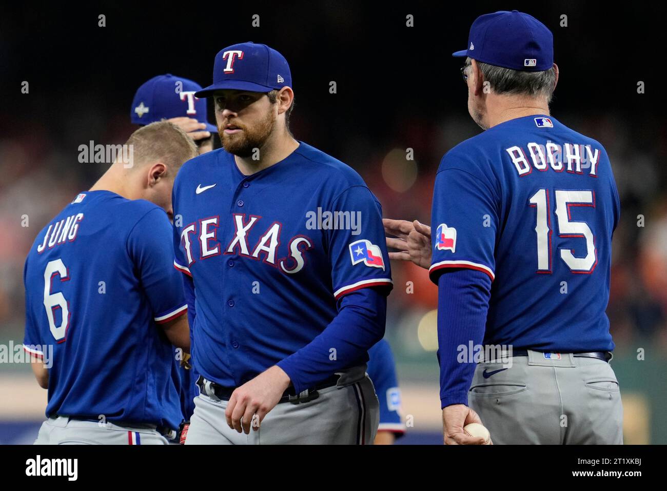Texas Rangers manager Bruce Bochy takes starting pitcher Jordan ...