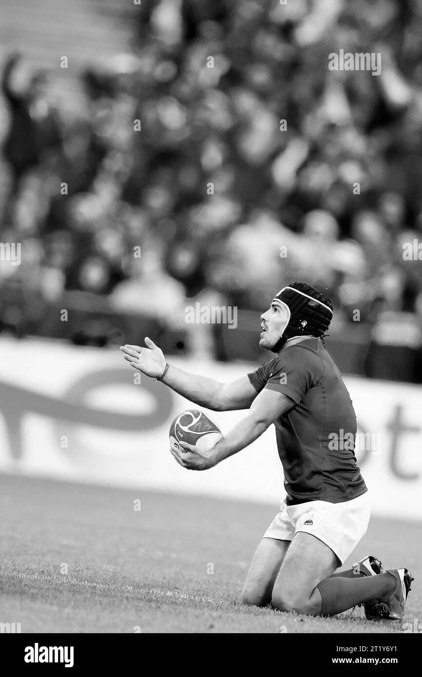 Saint Denis, France. 15th Oct, 2023. France v South Africa Rugby World Cup 2023 Antoine Dupont of France during the Rugby World Cup 2023 quarter final match between France and South Africa at Stade de France on October 15, 2023 in Paris, France. Photo by Franck Castel/ABACAPRESS.COM Credit: Abaca Press/Alamy Live News Stock Photo