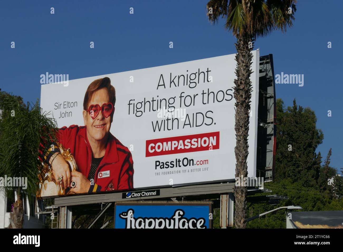 Los Angeles, California, USA 14th October 2023 Elton John Fighting Aids ...