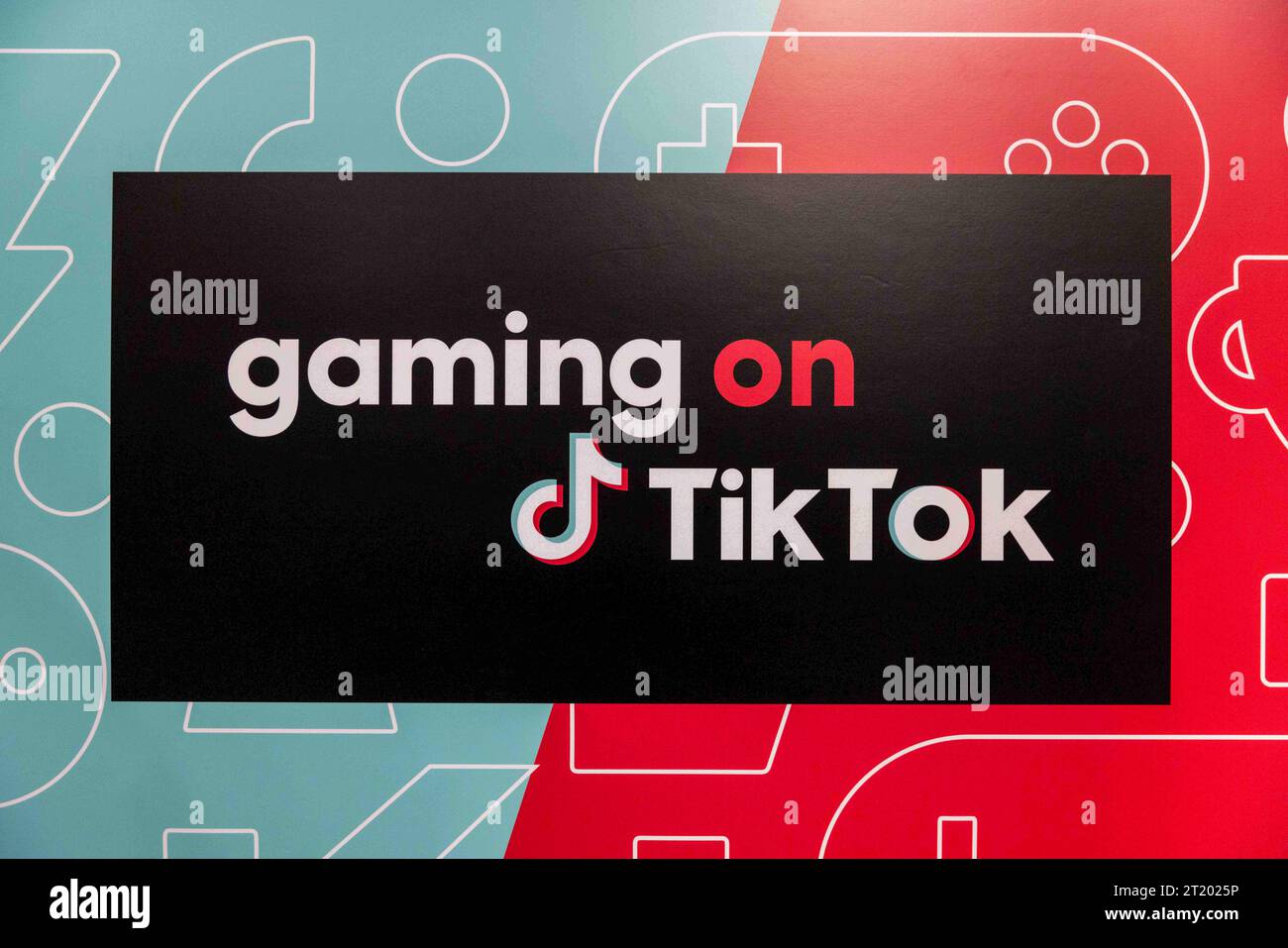 pessoas jogando video game｜Pesquisa do TikTok