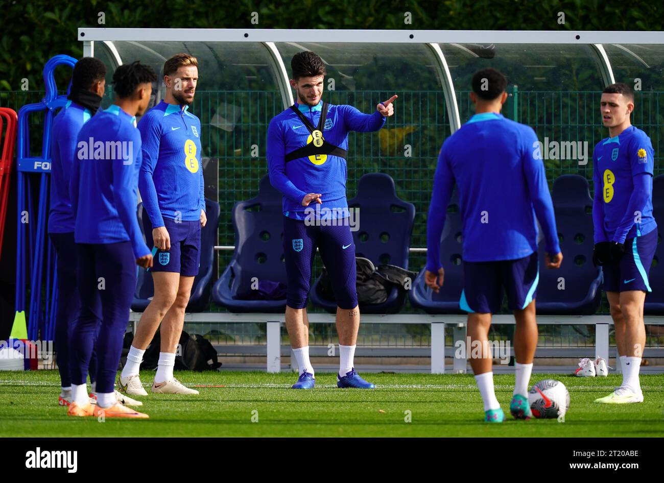 England's Declan Rice (centre) during a training session at Hotspur Way ...