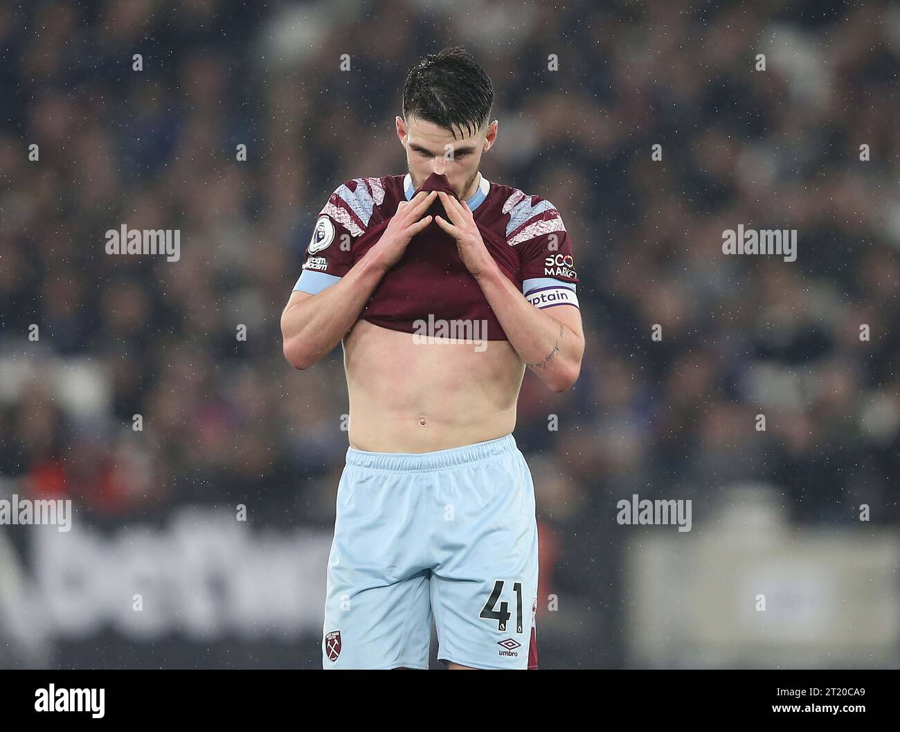 Declan Rice of West Ham United looks disappointed & dejected. - West ...
