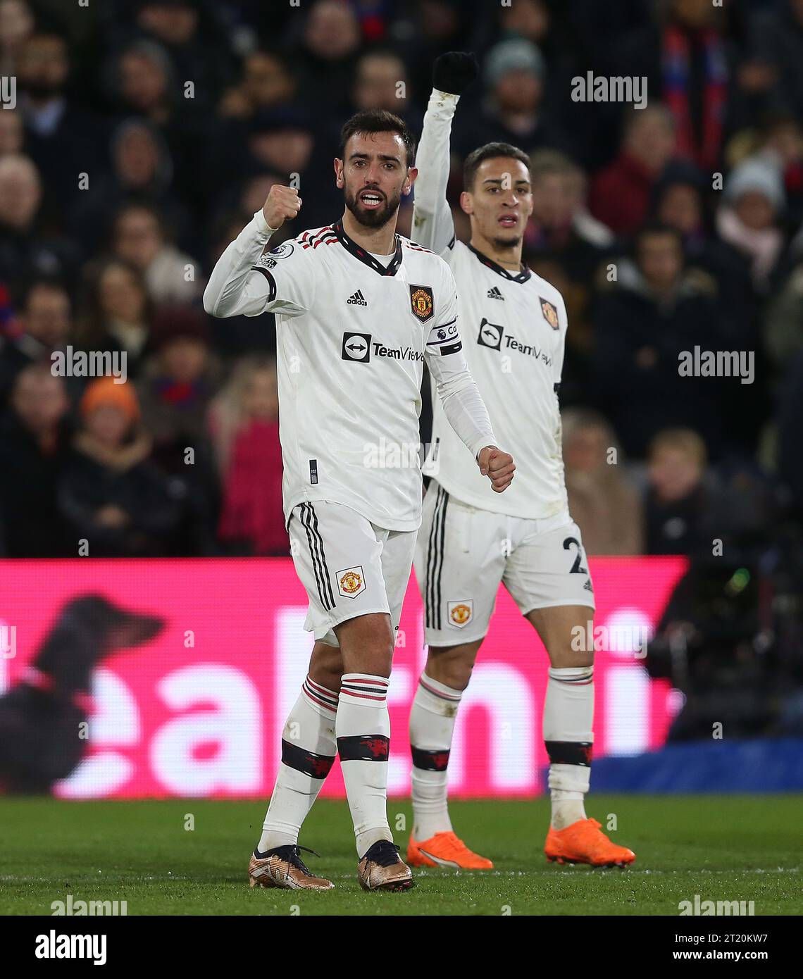 GOAL 1 0 Bruno Fernandes Of Manchester United Goal Celebration goal-1-0-bruno-fernandes-of-manchester-united-goal-celebration