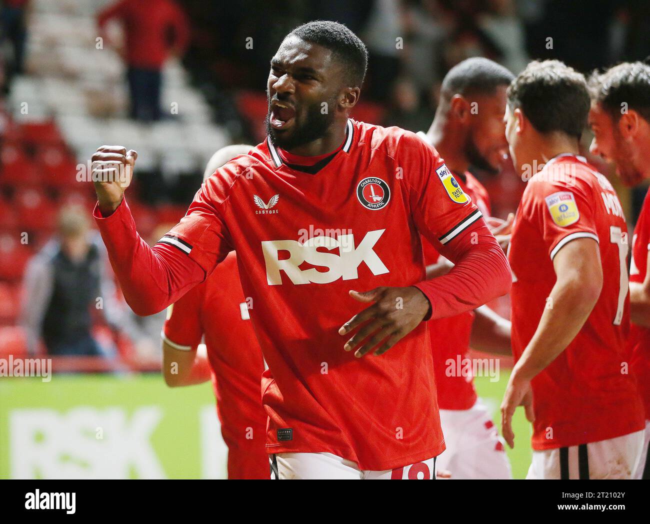 Mandela Egbo of Charlton Athletic celebrates going 4-1 ahead. - Charlton Athletic v Exeter City, Sky Bet League One, The Valley Stadium, London, UK - 11th October 2022 Editorial Use Only - DataCo restrictions apply Stock Photo