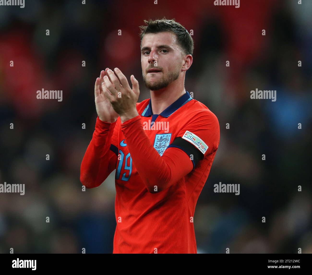 Mason Mount of England applauds the fans. - England v Germany, UEFA ...