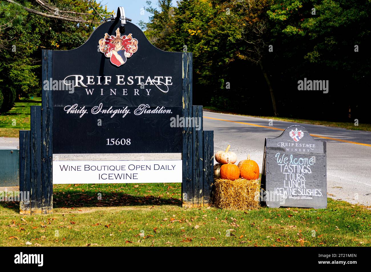 Reif Estate Winery sign in the Niagara Peninsula, Ontario Canada. Stock Photo