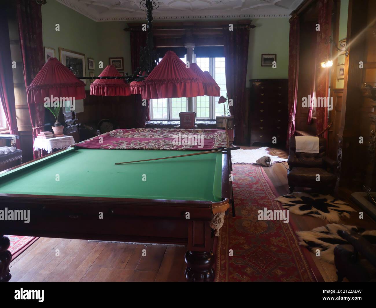 Poolrooms hi-res stock photography and images - Alamy