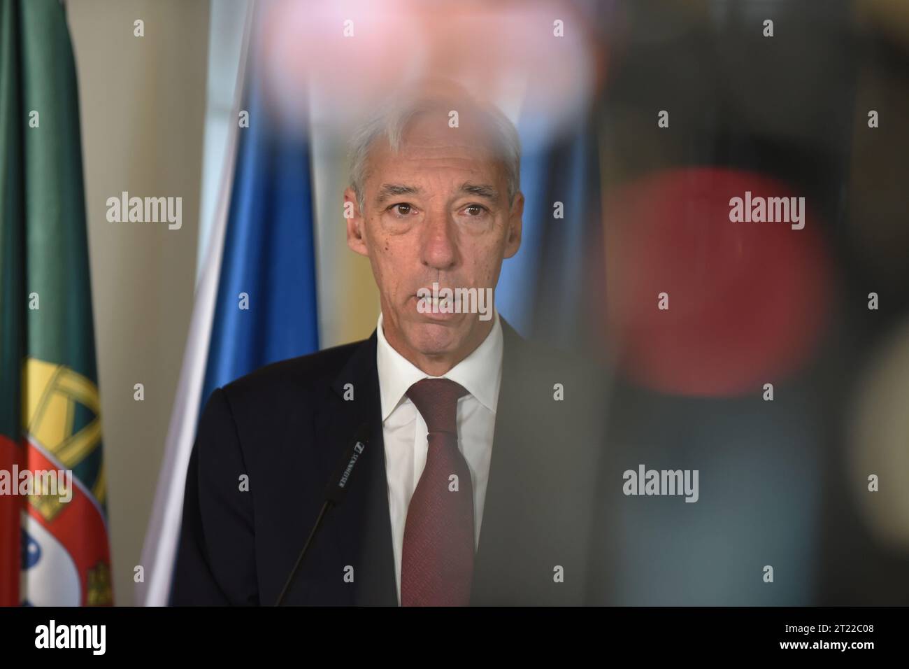 prague-czech-republic-16th-oct-2023-portuguese-foreign-minister