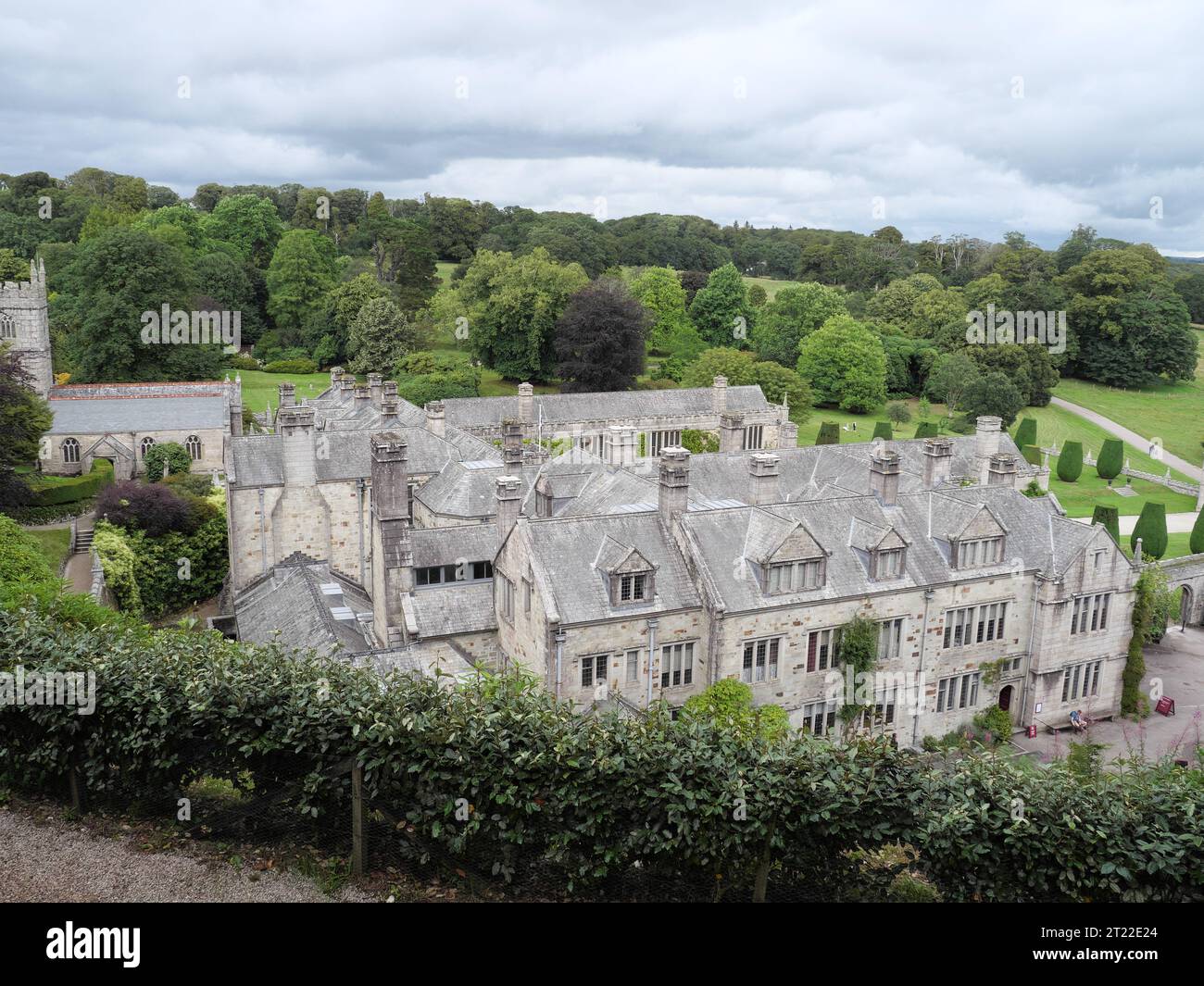 Manor house from above hi-res stock photography and images - Alamy