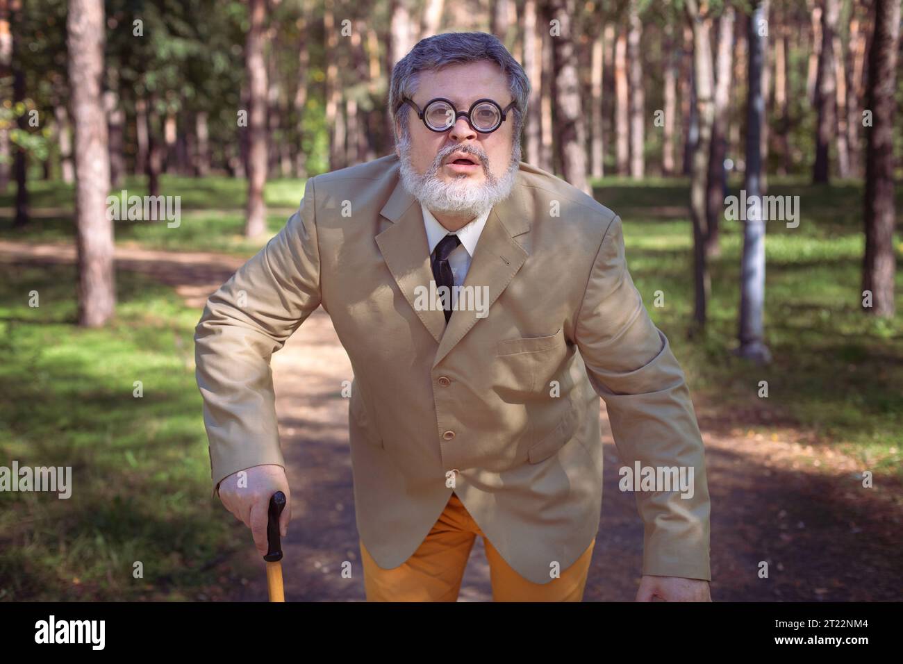 Funny old man face hi-res stock photography and images - Alamy