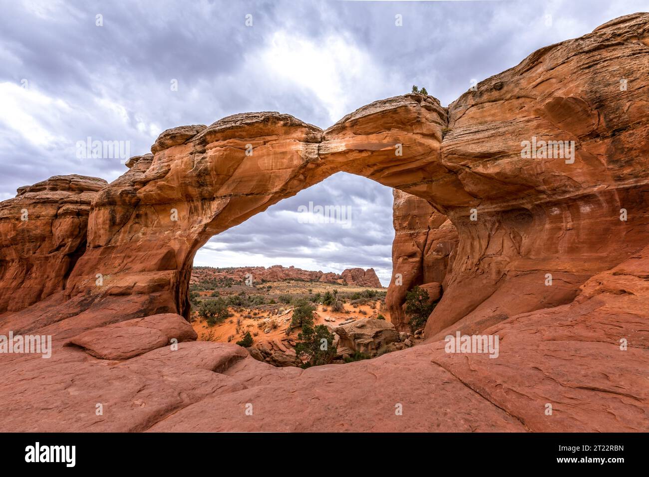 Broken double arch hi-res stock photography and images - Alamy