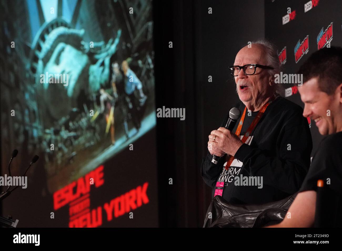 New York, New York, USA. 13th Oct, 2023. Director and composer JOHN CARPENTER discusses his life's work including his film Escape From New York and takes questions at the 2023 New York Comic Con at the Jacob Javits Center on October 13, 2023 in New York. (Credit Image: © Bryan Smith/ZUMA Press Wire) EDITORIAL USAGE ONLY! Not for Commercial USAGE! Stock Photo