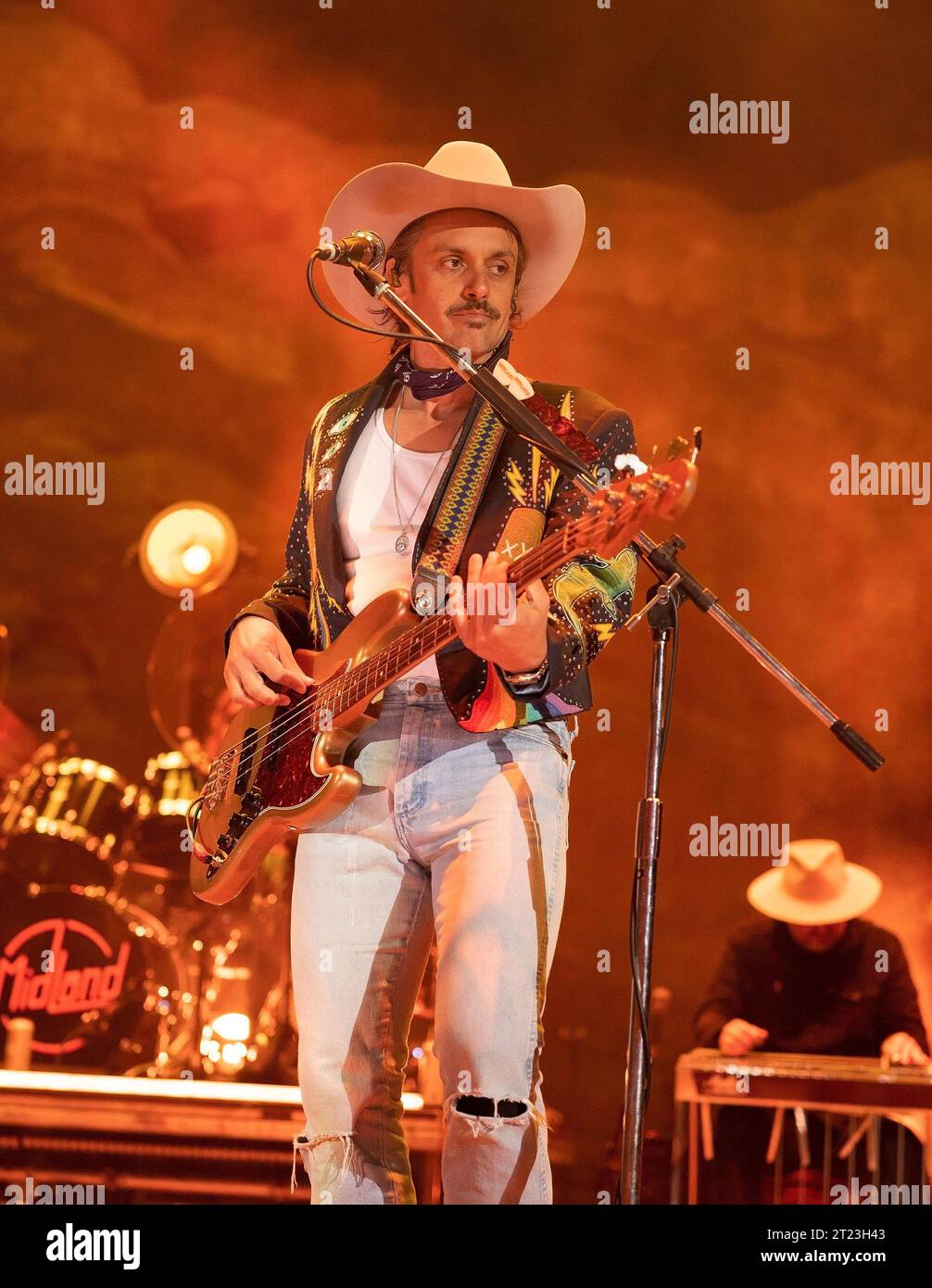 October 14, 2023, Morrison, Colorado, USA: CAMERON DUDDY of MIDLAND performs to a sold out crowd tonight at Red Rocks Amphitheater in Morrison, CO. (Credit Image: © Hector Acevedo/ZUMA Press Wire) EDITORIAL USAGE ONLY! Not for Commercial USAGE! Stock Photo