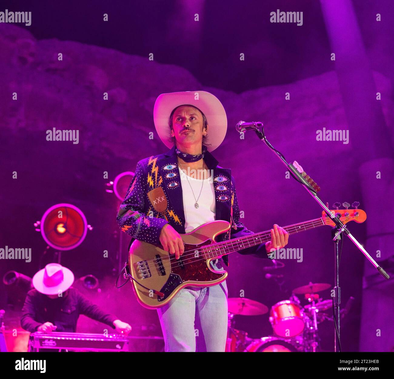 October 14, 2023, Morrison, Colorado, USA: CAMERON DUDDY of MIDLAND performs to a sold out crowd tonight at Red Rocks Amphitheater in Morrison, CO. (Credit Image: © Hector Acevedo/ZUMA Press Wire) EDITORIAL USAGE ONLY! Not for Commercial USAGE! Stock Photo