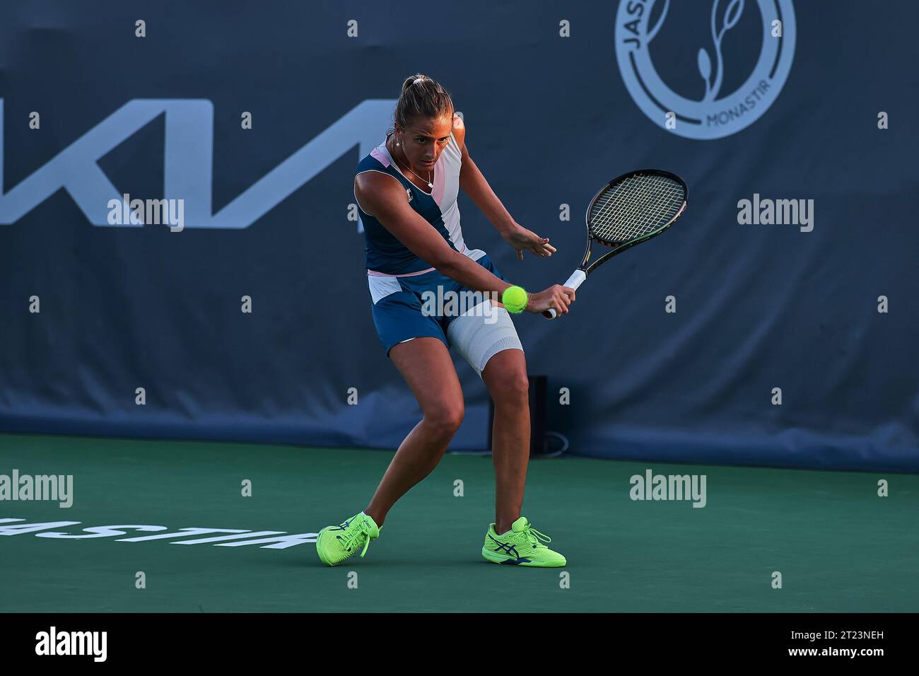 Monastir, Monastir, Tunisia. 16th Oct, 2023. Camilla Rosatello (ITA) in action during the JASMIN OPEN MONASTIR - Monastir - Womens Tennis, WTA250 (Credit Image: © Mathias Schulz/ZUMA Press Wire) EDITORIAL USAGE ONLY! Not for Commercial USAGE! Credit: ZUMA Press, Inc./Alamy Live News Stock Photo