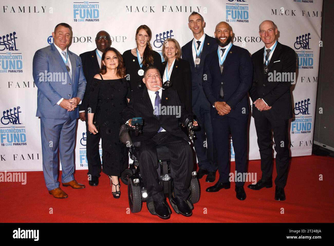 New York, NY, USA. 16th Oct, 2023. Jim Thome, Larry Little, Gloria Estefan, Missy Franklin, Marc A. Buoniconti, Val Ackerman, Zdeno Chara, Tim Howard, Jim Furyk at The Buoniconti Fund to Cure ParalysisÕ 38th Annual Great Sports Legends Dinner at the Marriott Marquis in New York City on October 16, 2023. Credit: Mpi099/Media Punch/Alamy Live News Stock Photo
