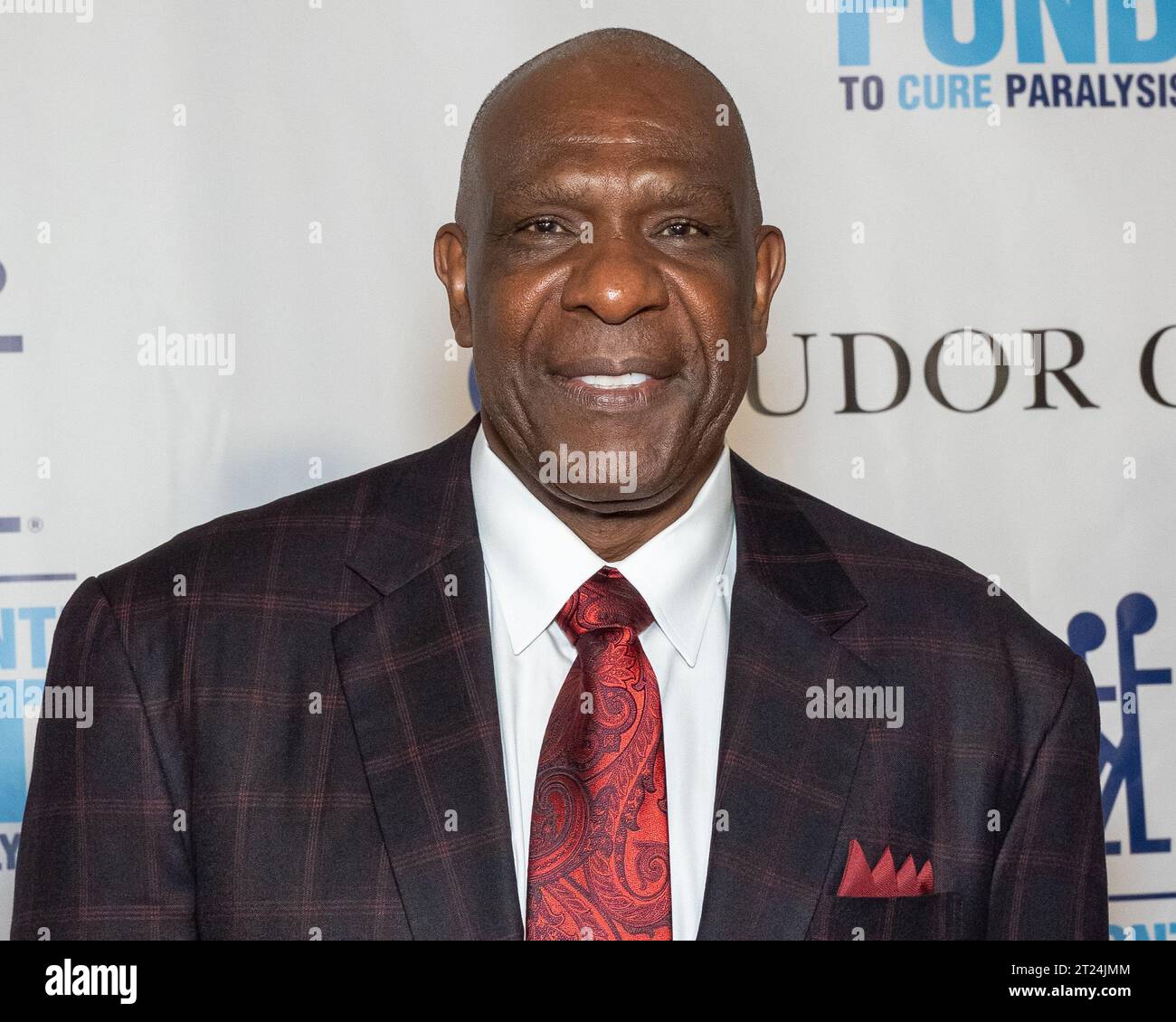 New York, USA. 16th Oct, 2023. Andre Nolan Dawson arrives on the red ...