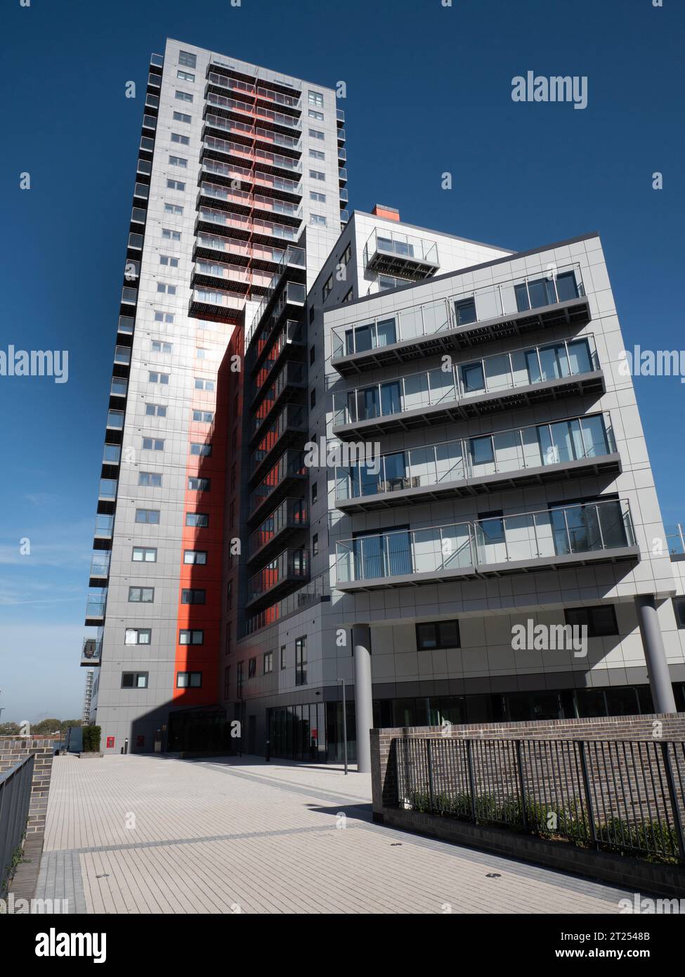 23 storey Mast Quay Phase II , Luxury development of apartments