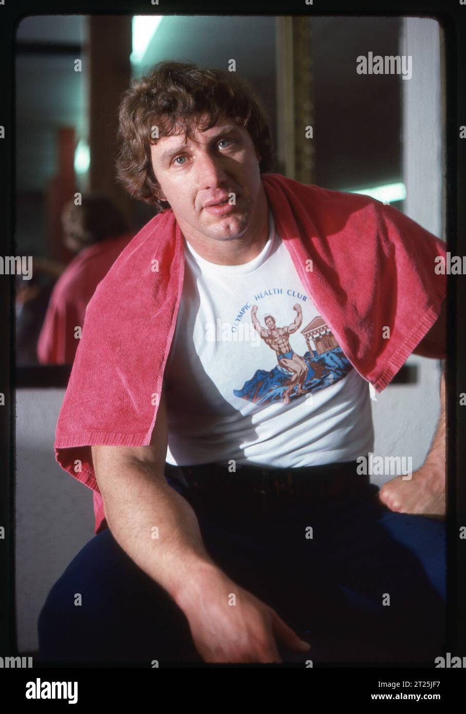 Four time olympic gold medalist Al Oerter cools off after a weight lifting workout at a gym in Long Island. He won his medals in the discuss throwing events and is one of the greatest Olympians in American history, Stock Photo
