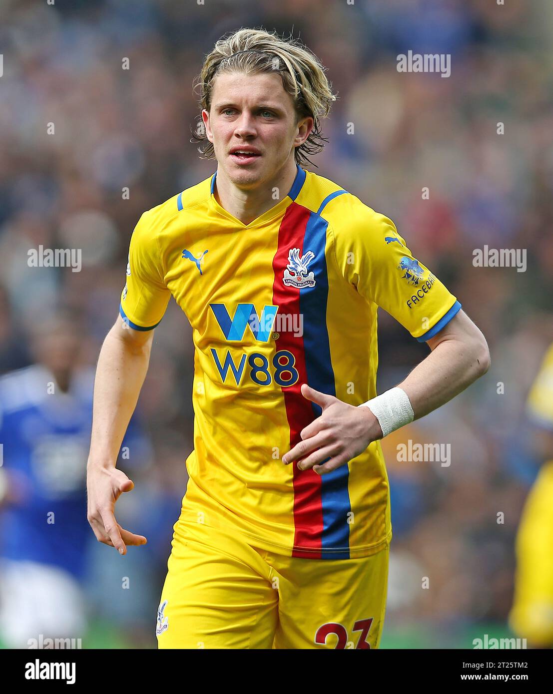 Conor Gallagher of Crystal Palace against Leicester City. - Leicester 