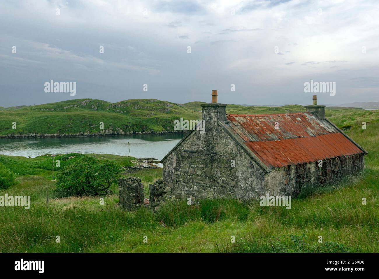 There are many abandoned crofts and lost places in the Isle of Harris. Stock Photo