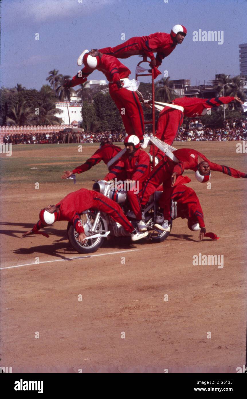 The stunning acrobatic displays were performed by a corps of "DARE