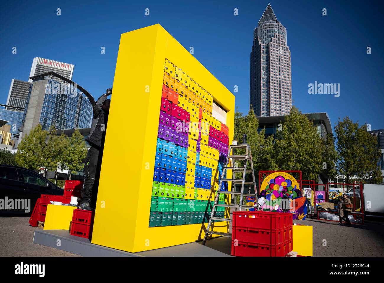 Frankfurt, Germany. 17 October 2023, Hesse, Frankfurt/Main The number "75" was affixed to a