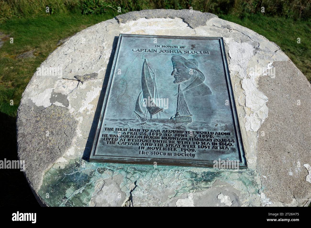 Plaque commemorating Joshua Slocum, Brier Island, Nova Scotia- Joshua Slocum (February 20, 1844 – on or shortly after November 14, 1909) was the first Stock Photo