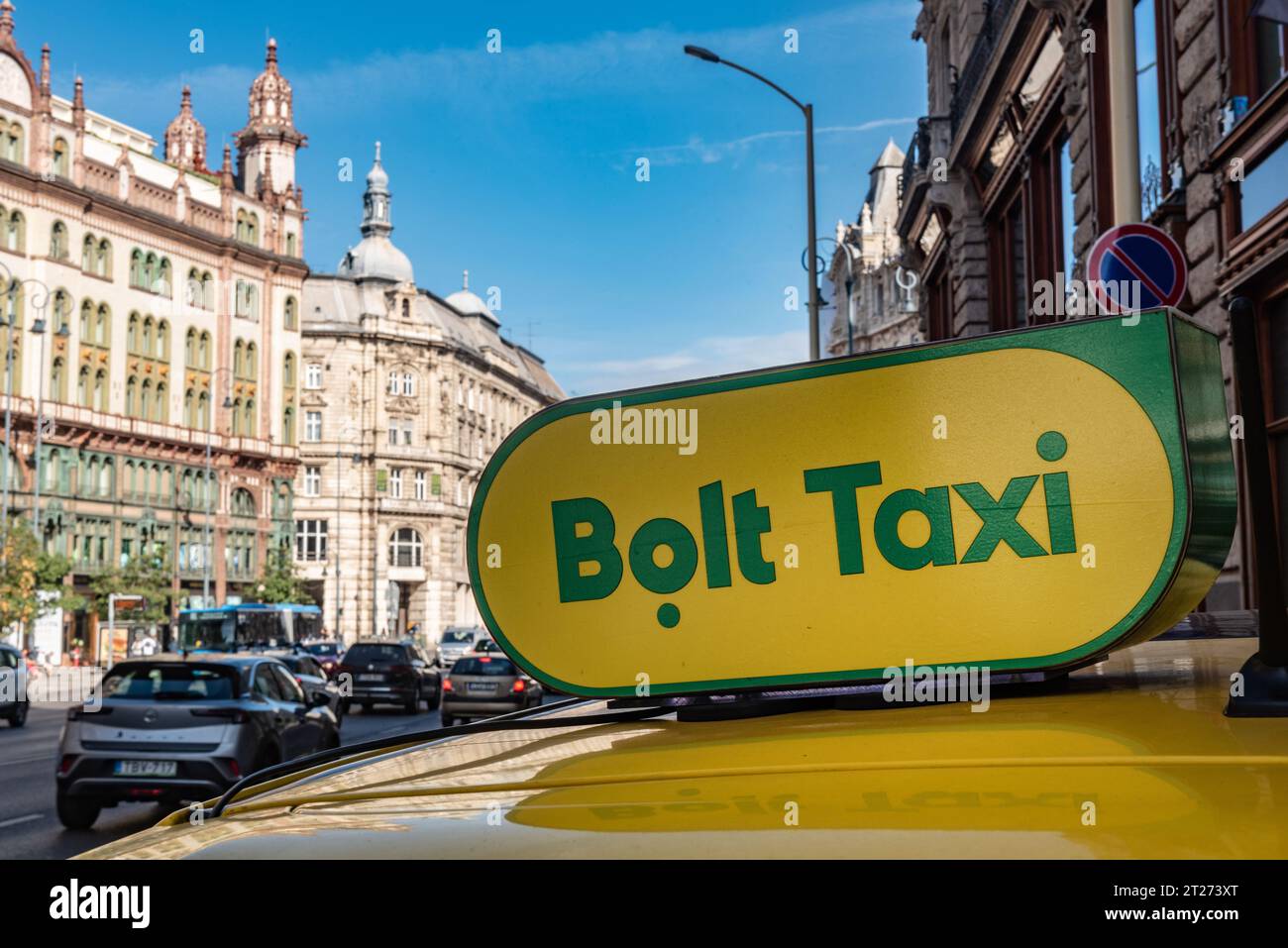 Hailing sign hires stock photography and images Alamy