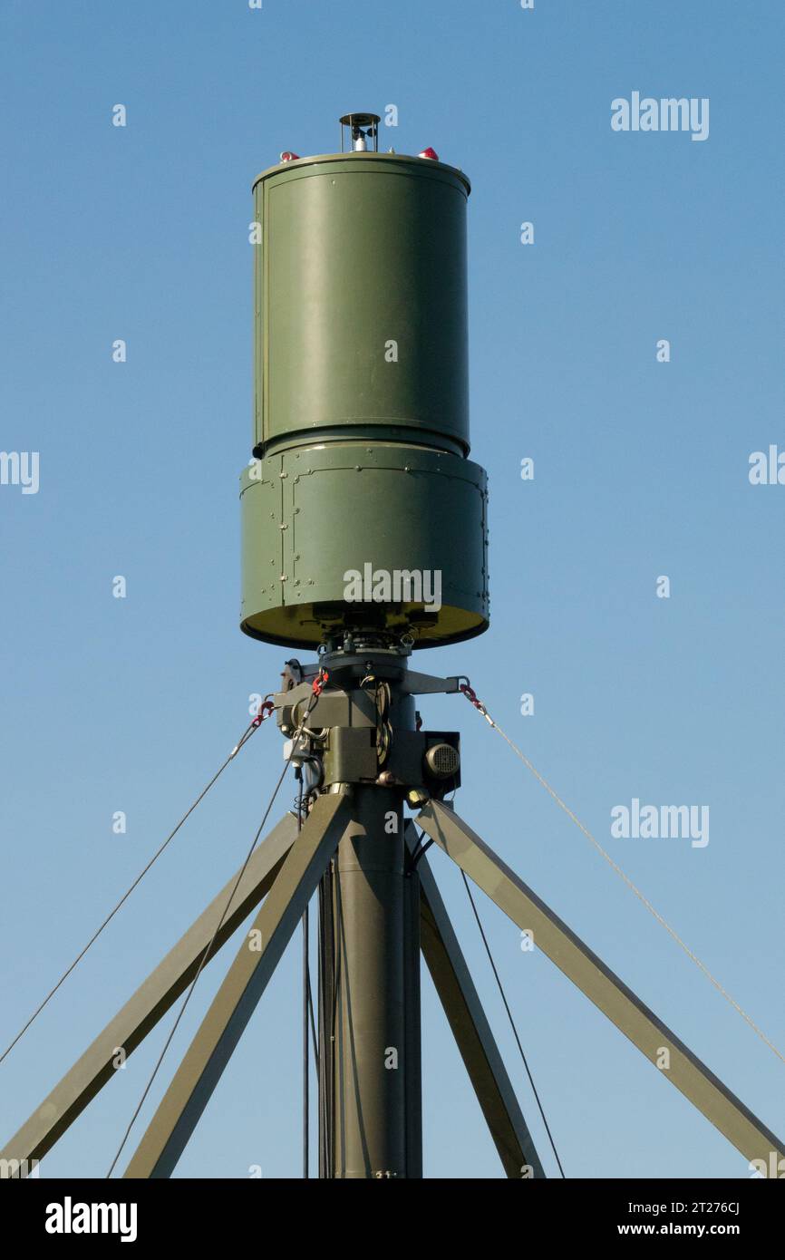 Passive surveillance system, VERA S/M, Passive, Military, Radar, Czech Army Stock Photo Alamy