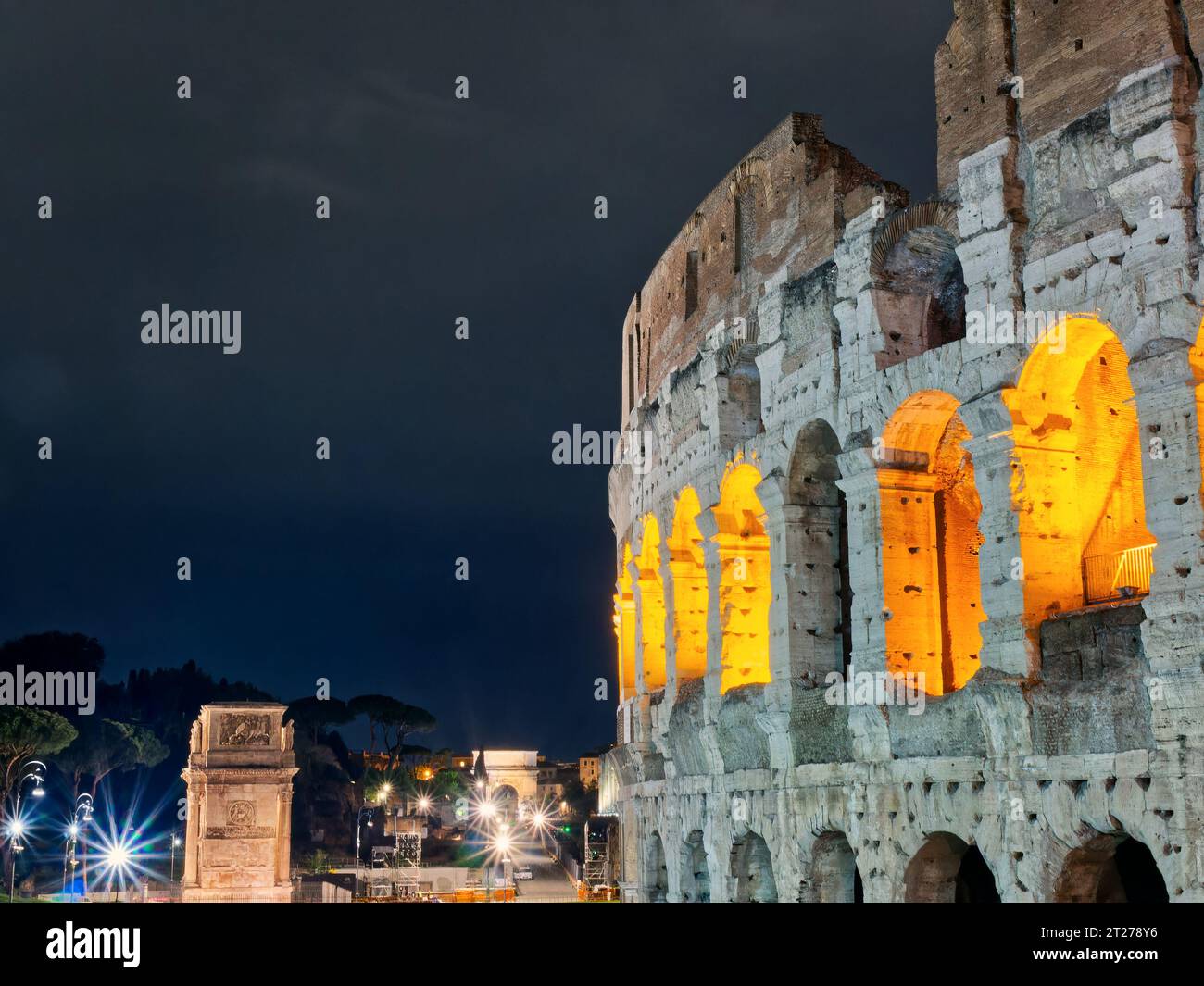 Light Source In Rome Civilization illuminated hi-res stock photography and images - Alamy