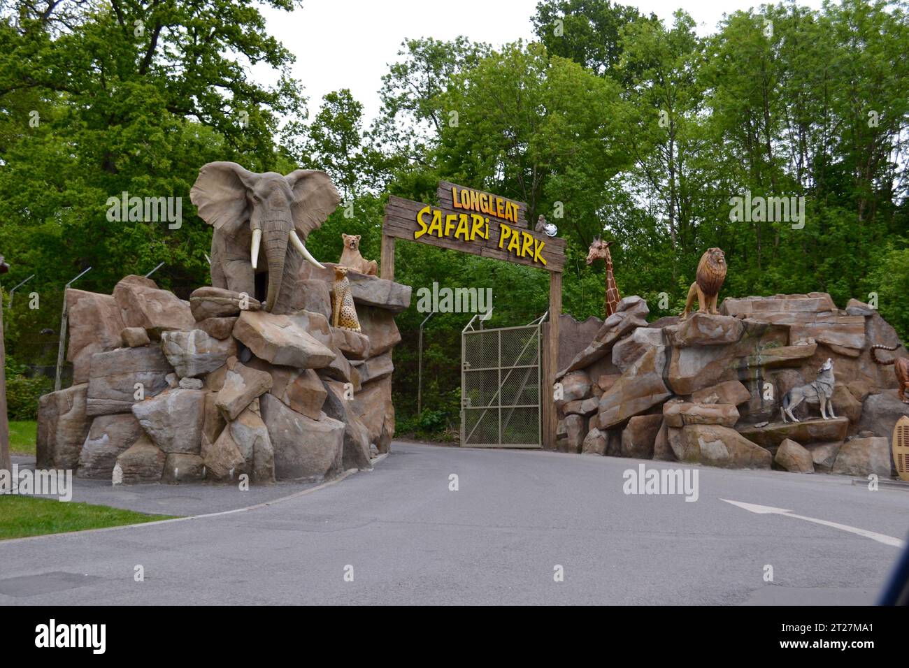 Longleat safari park entrance Stock Photo Alamy
