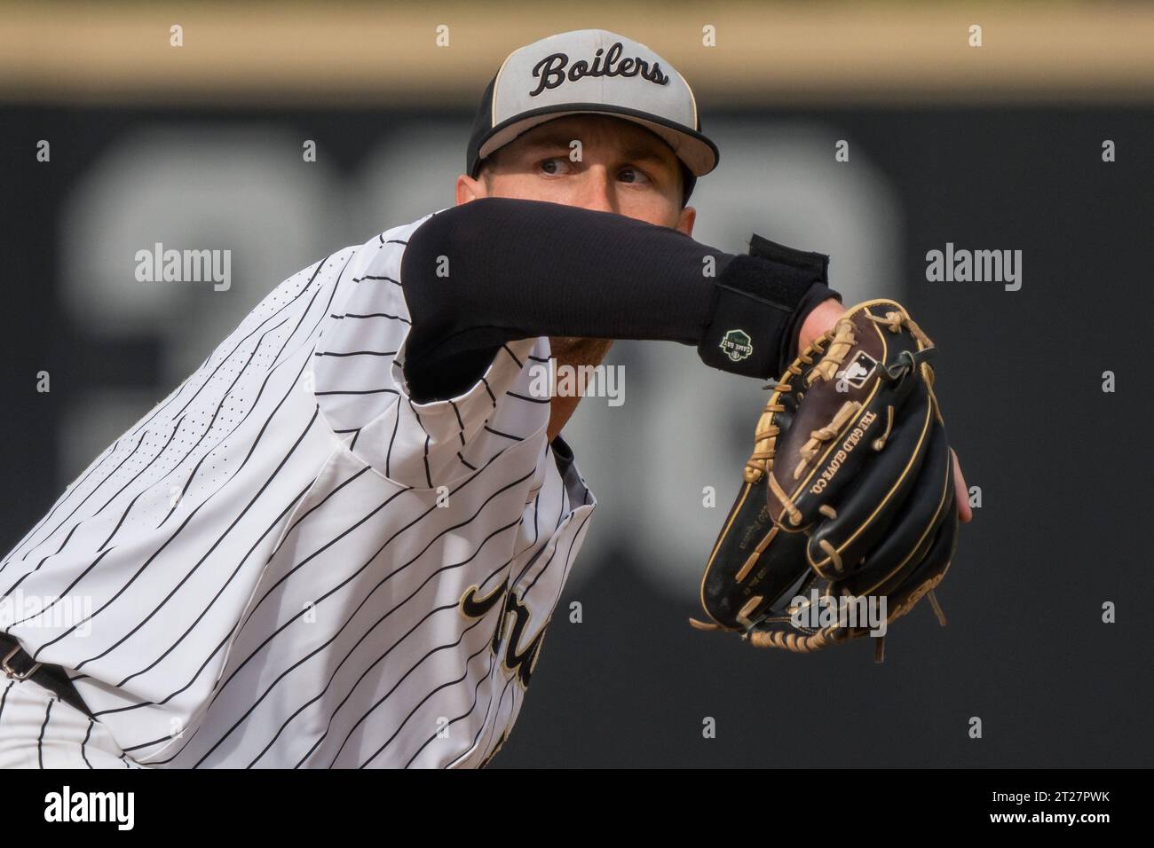 West Lafayette, Indiana, USA. 15th Oct, 2023. Purdue pitcher CAL LAMBERT delivers during the
