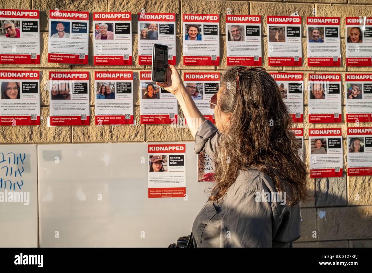 Eltern und Familie der Geiseln in Gaza protestieren in Tel-Aviv Israel ...